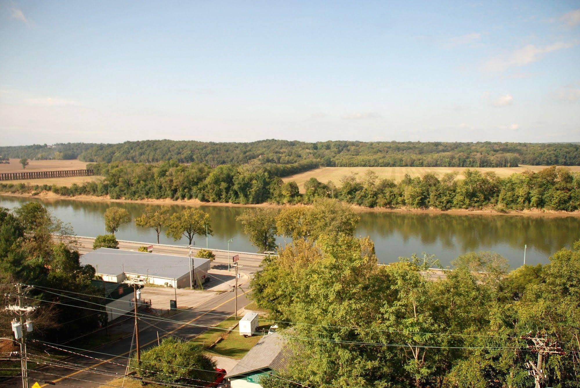 Doubletree By Hilton Clarksville Riverview Buitenkant foto