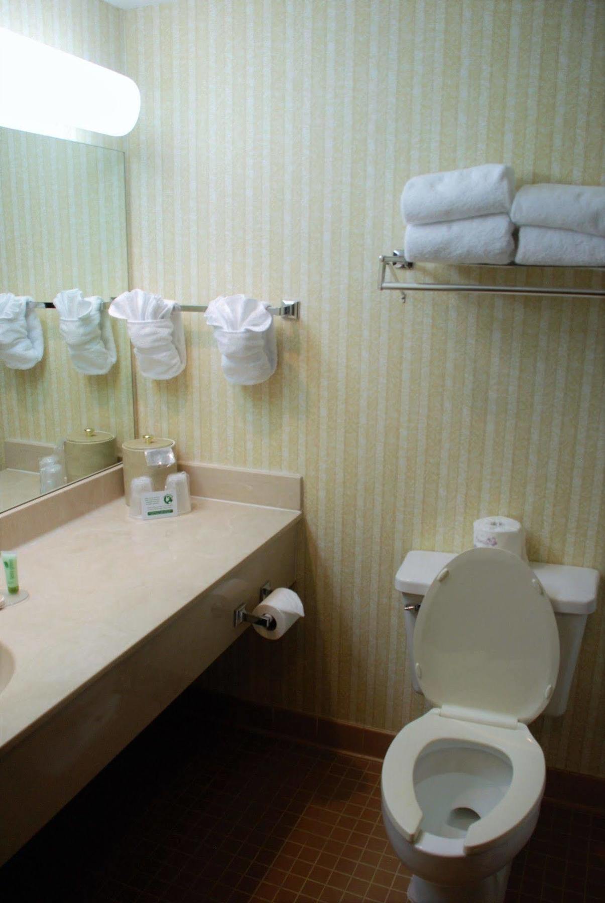 Doubletree By Hilton Clarksville Riverview Buitenkant foto