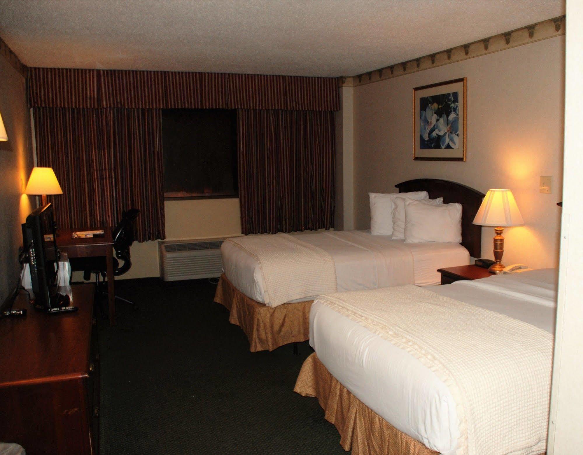 Doubletree By Hilton Clarksville Riverview Buitenkant foto